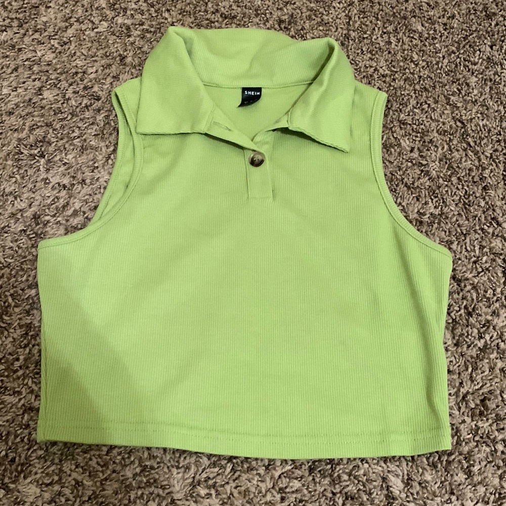 Collared tank top
